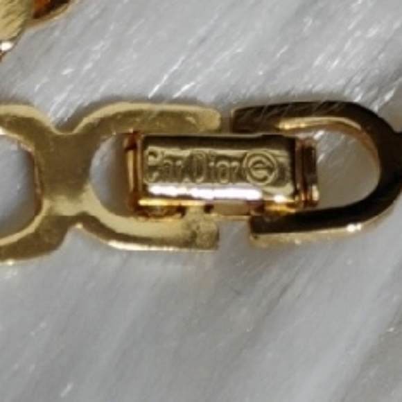 Authentic Dior Vtg Gold Tone Necklace WGreen Rhinestones & Crystals - Picture 5 of 13